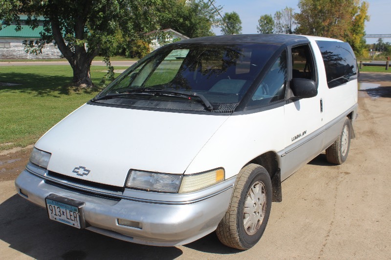 1992 chevrolet lumina apv base cl 635 mn auto auctions no reserve sale k bid 1992 chevrolet lumina apv base cl