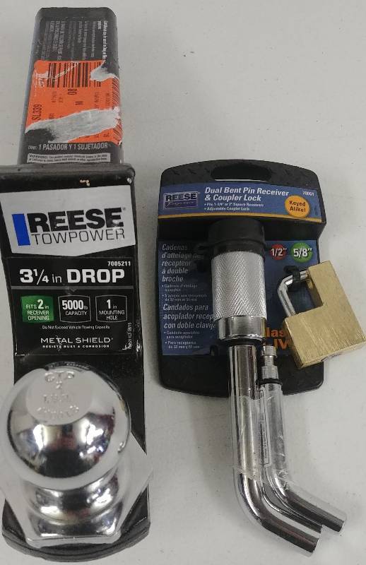lot 49 image: Reese 3 14 Drop Hitch  Bent Pin Receiver& Coupler Lock
