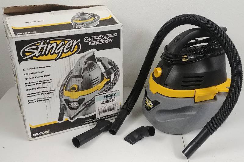 lot 84 image: Stinger 2.5gal WetDry Vac