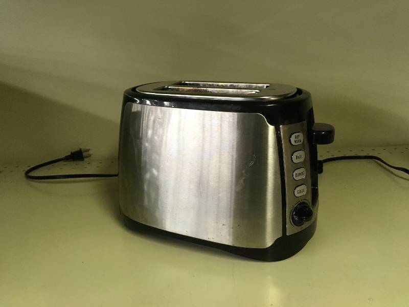 Hamilton Beach 2 Slice Toaster, Retail $19.99