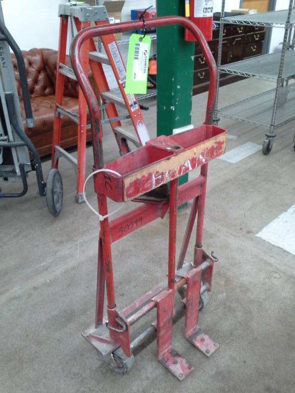 lot 408 image: Rol-A-Lift 1000 lbs. Lift