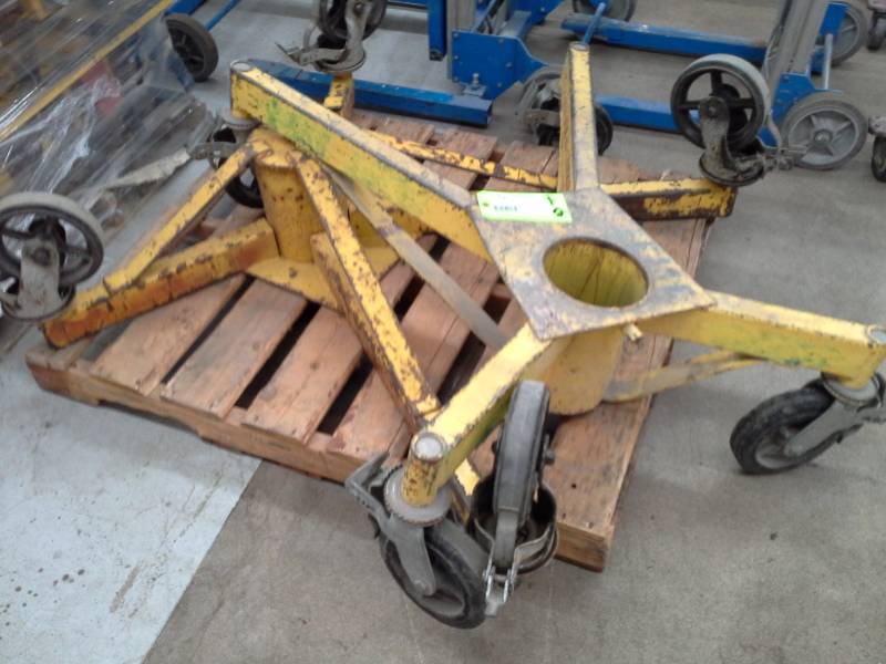 lot 406 image: Pair of Base Stands on Wheels for Lifts