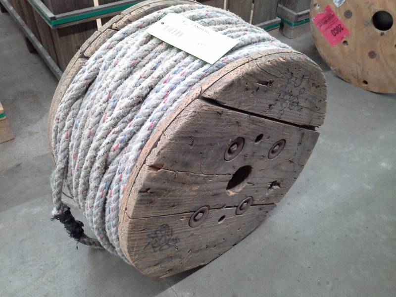 lot 417 image: Large Spool of Rope
