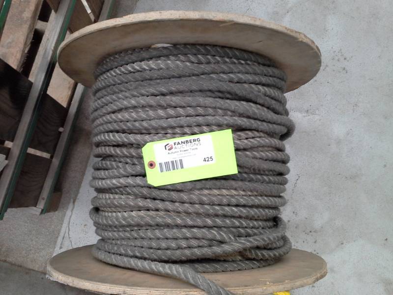lot 425 image: Large Spool of Rope