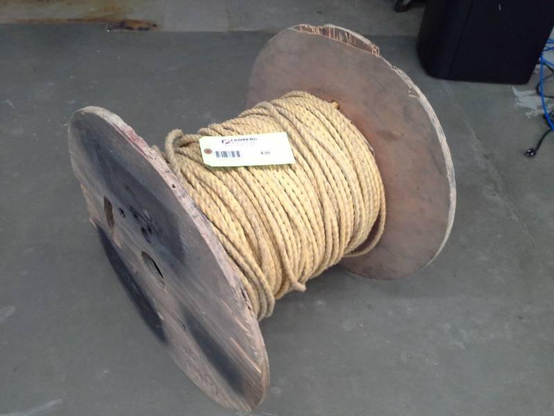 lot 430 image: Large Spool of Rope