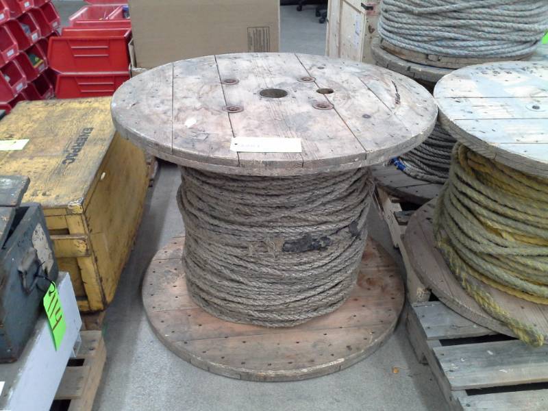 lot 426 image: Large Spool of Rope