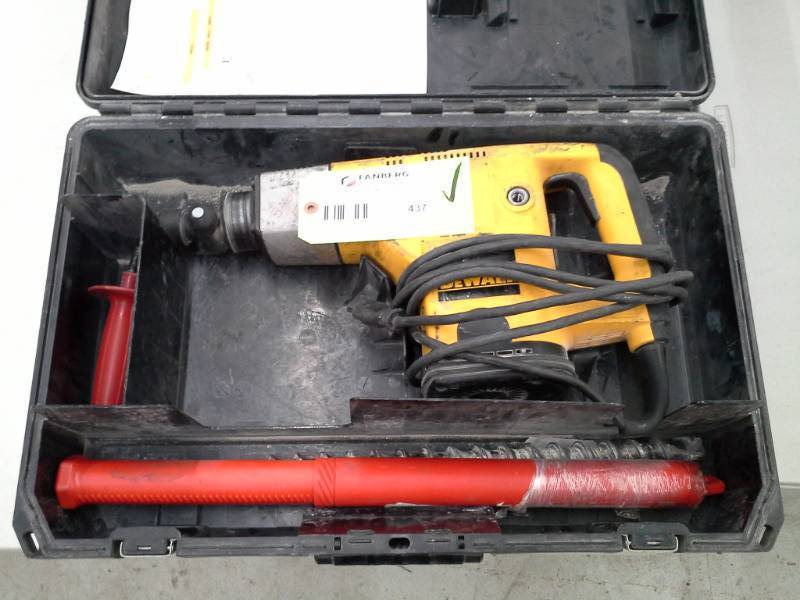 lot 437 image: Heavy Duty DeWalt Hammer Drill