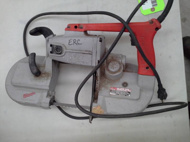 lot 438 image: Milwaukee Heavy Duty Band Saw