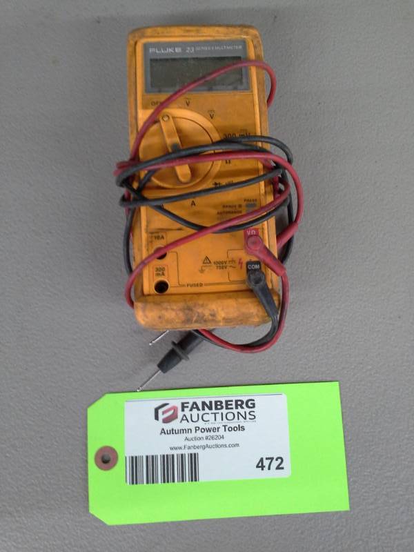 lot 472 image: Fluke 23 Series II Multimeter