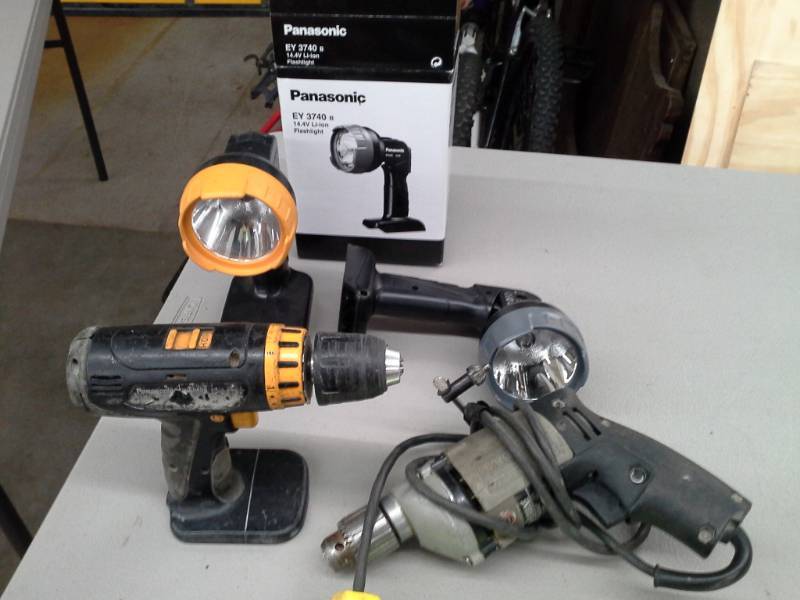 lot 482 image: Non-Functional Tools Lot