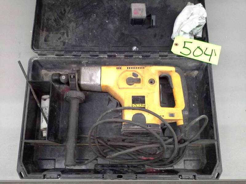lot 504 image: DeWalt DW532 1-12 Rotary Hammer