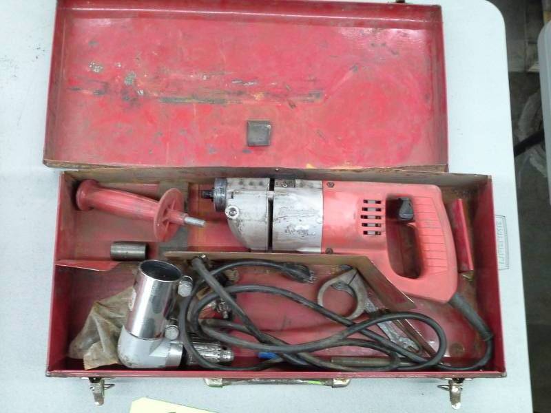 lot 510 image: Milwaukee 12 Drill