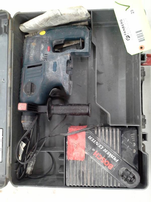 lot 29 image: Bosch 11524 24v Cordless 34in Rotary Hammer Drill