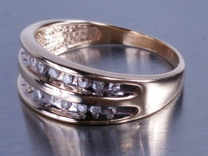 Diamond Band in Yellow Gold
