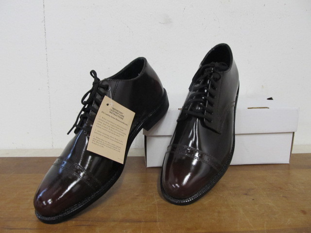 lot 42 image: BRAND NEW Quality Leather Mens Dress Shoes - Size 11