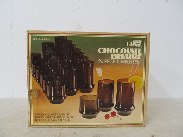 lot 46 image: NOS Vintage Libbey 24-Piece Glass Tumbler Set