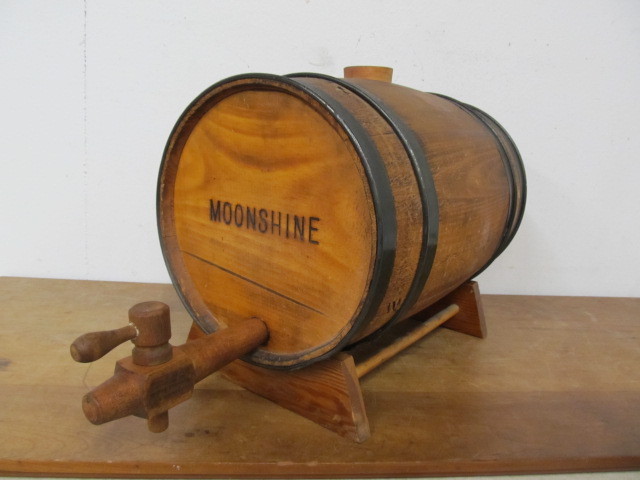 lot 10 image: Vintage Moonshine Wooden Barrel wSpigot