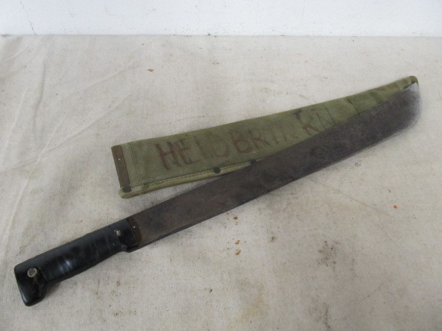 lot 13 image: Orig Vintage WW2 Era Machete wSheath