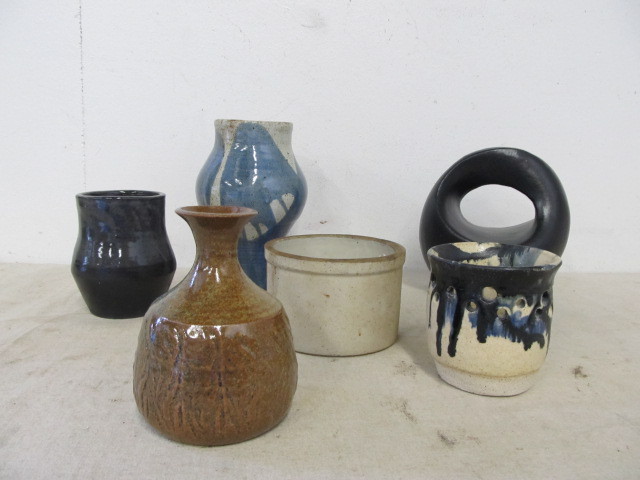 lot 48 image: Group of VintageMid Century Art Pottery etc