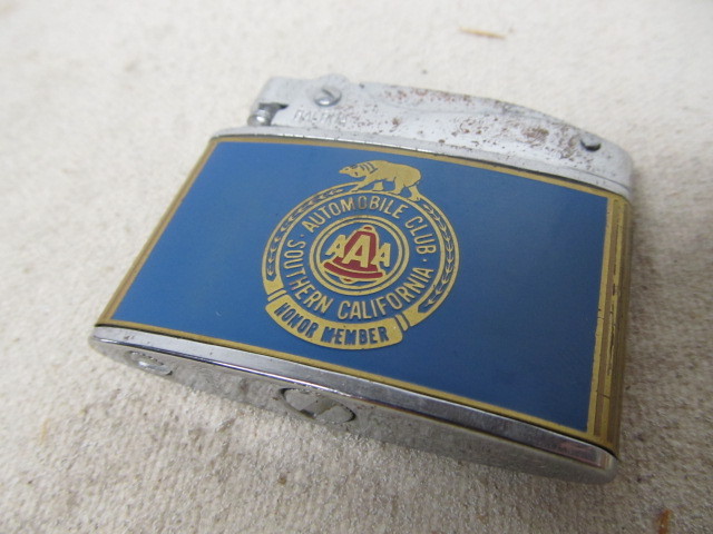 lot 105 image: Vintage Automobile Club of Southern California Cigarette Lighter