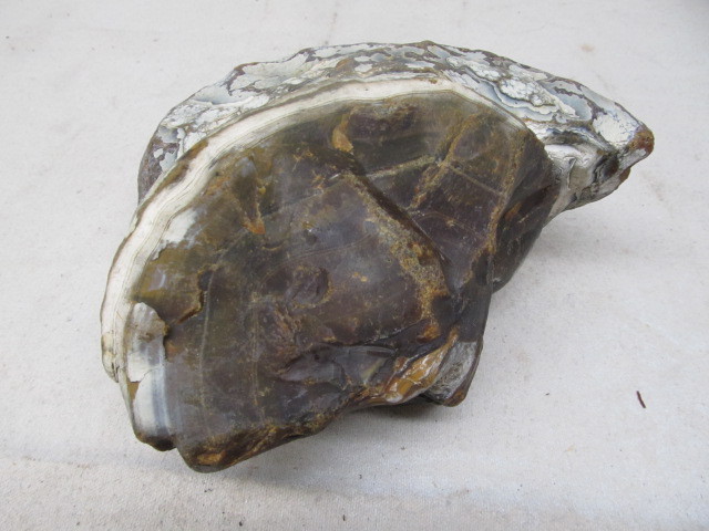 lot 164 image: Large 8lb Agate