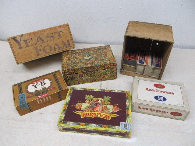 lot 182 image: Group of Vintage Cigar Boxes