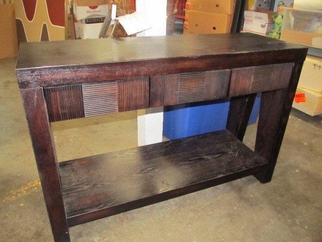lot 187 image: SofaEntry Table wDrawers