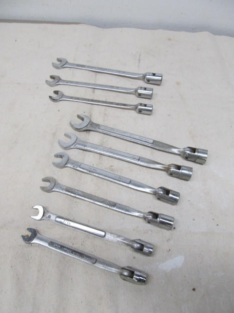 lot 189 image: Group of Combination Wrenches