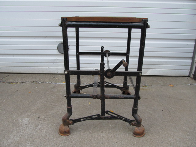 lot 222 image: Antique Industrial Table Base