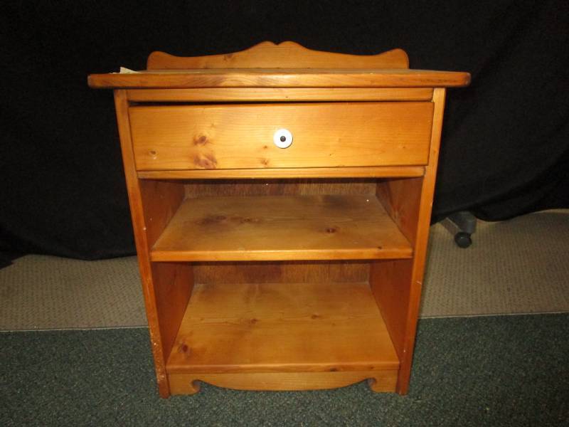lot 13 image: Bedside Table or stand