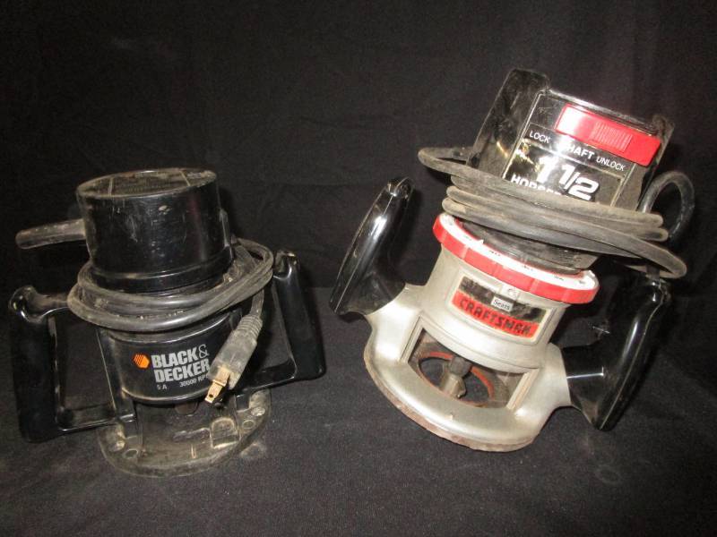 lot 16 image: Two Routers