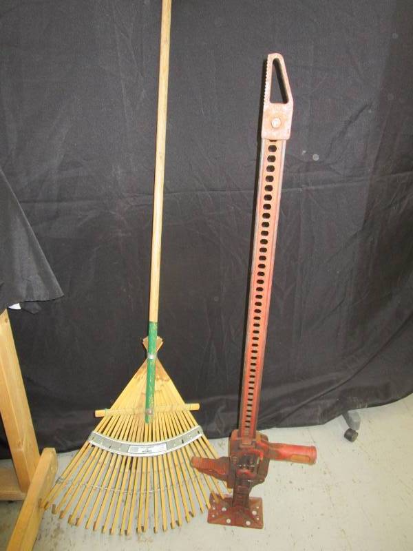 lot 50 image: Widow Makers Jack and rake