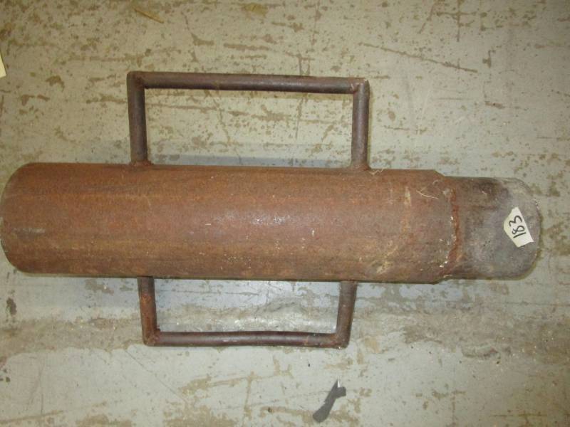 lot 74 image: Post hole pounder