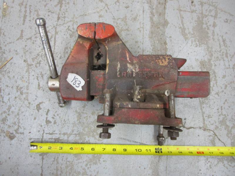lot 75 image: Craftsman Vice
