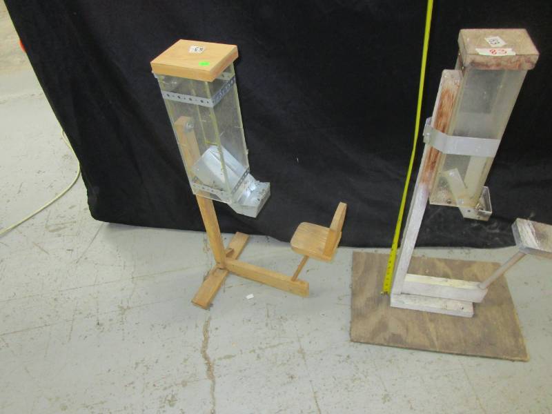 lot 83 image: Squirrel feeders