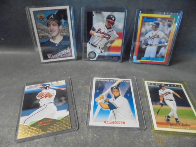 lot 2 image: Atlanta Braves Star Rookie Cards - Smoltz, Jones and MORE