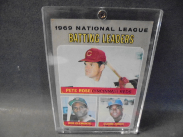 lot 4 image: Vintage Baseball Cards with 1959 Ted Williams, Clemente, Rose and MORE