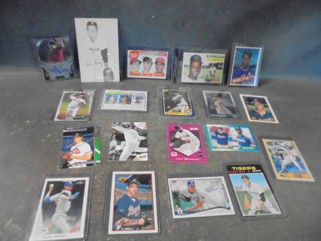 lot 8 image: Vintage Baseball Pitchers Cards with 1960s Tom Cheney Exhibit Card, Mclain, Tiant and MORE