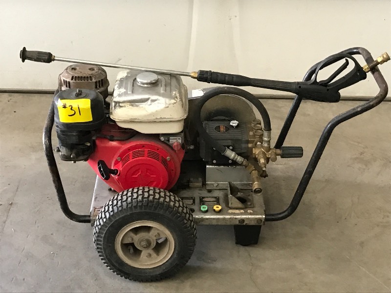 lot 31 image: Simpson WS-2000-CHS Pressure Washer