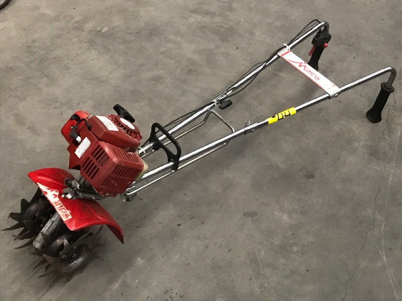 lot 44 image: Mantis Garden Tiller