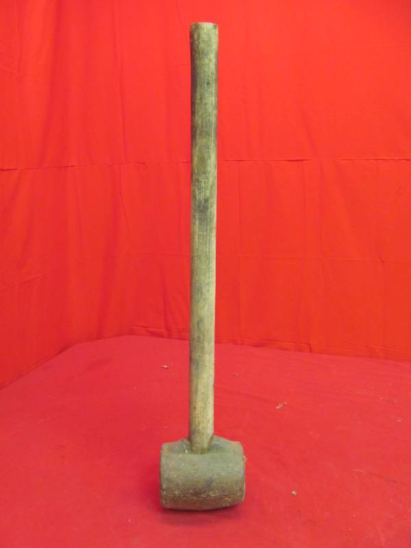 lot 12 image: maulsledge hammer