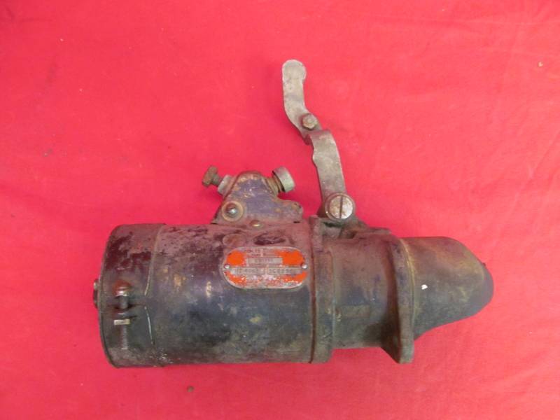 lot 56 image: Chrysler Corp Starter