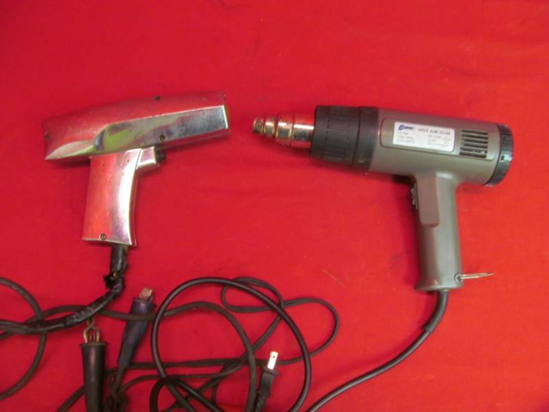 lot 63 image: Cummins Hot Air Gun, Timing Light