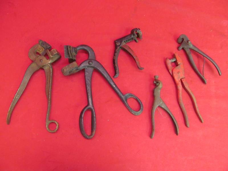 lot 68 image: Group of Vintage Tools