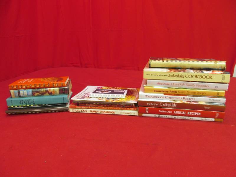 lot 87 image: Cookbooks