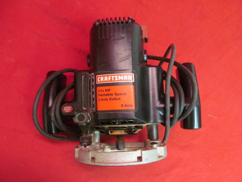 lot 90 image: Craftsman 1 34 Hp Router