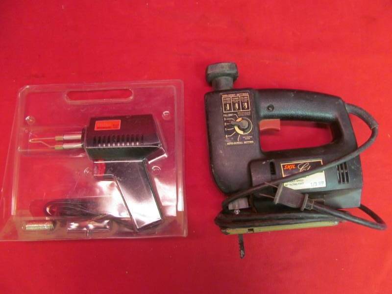 lot 91 image: Skil Jig Saw and weller soldering iron