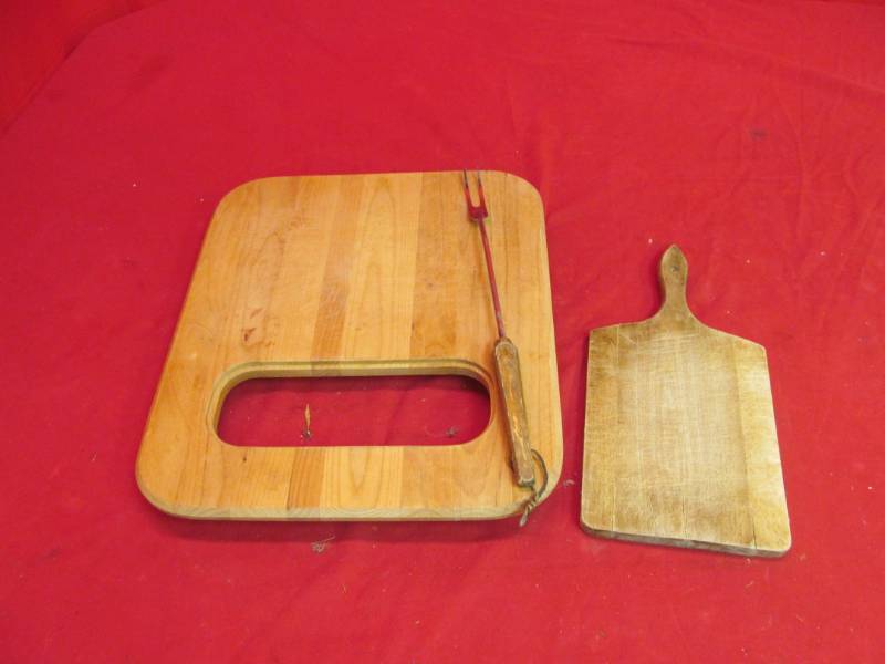 lot 107 image: cutting boards