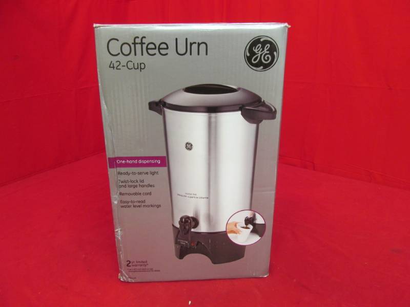 lot 125 image: GE Coffee urn 42 cups