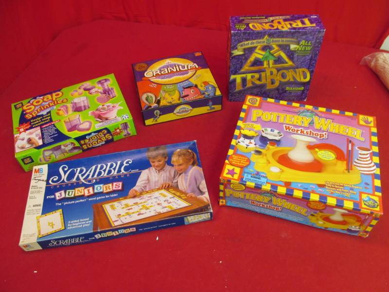 lot 140 image: Games